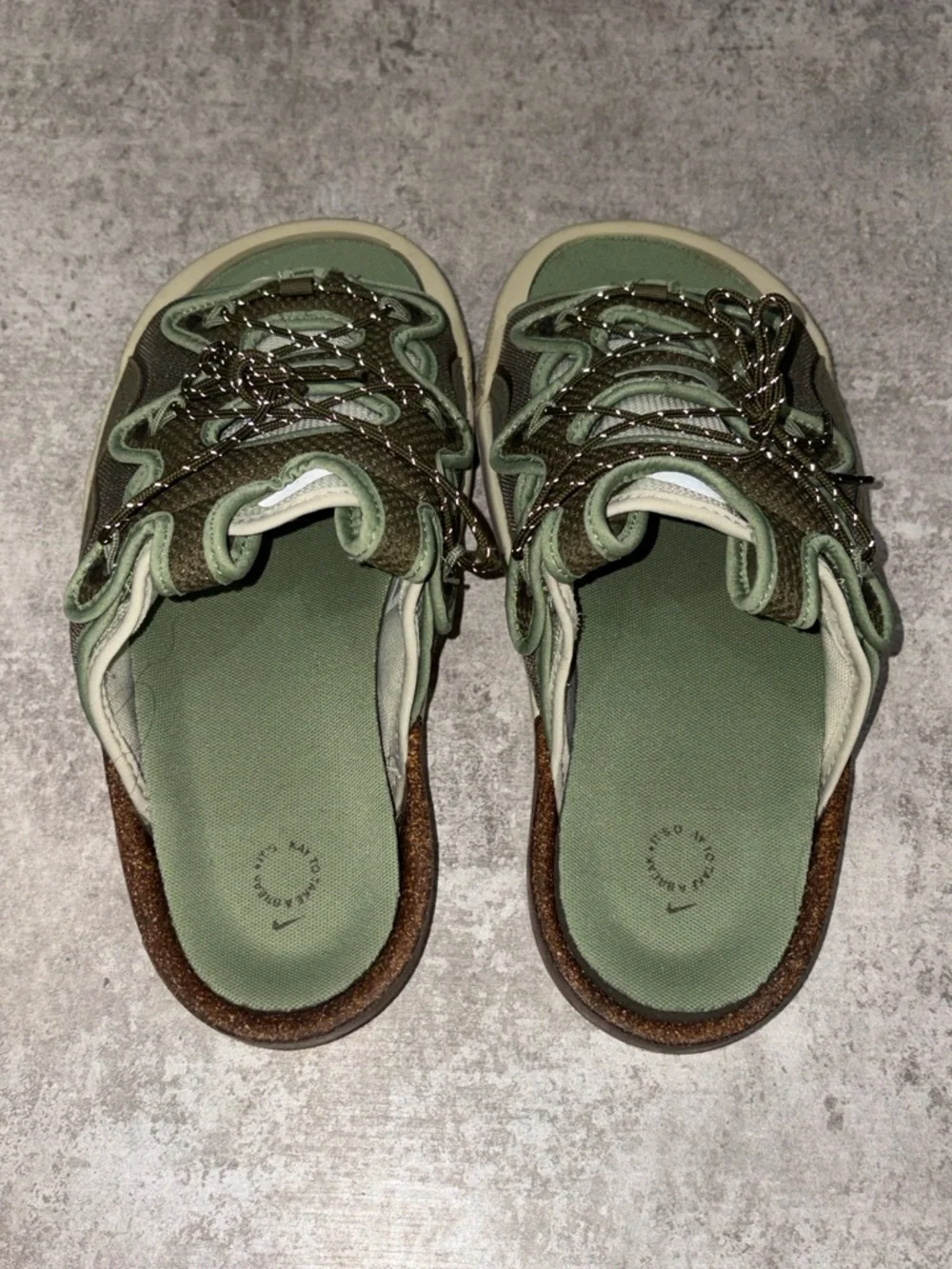 Nike Offline 2.0 Olive Green Slide-Sneaker with White Sole